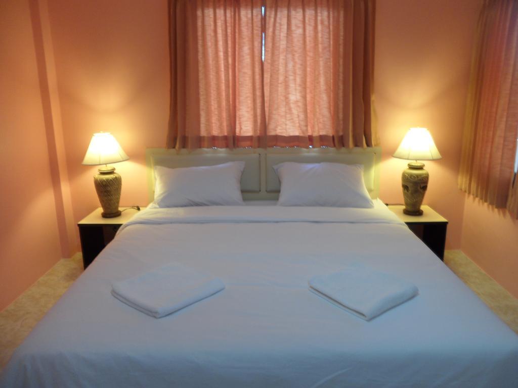Pranee Mansion Airport Apartman Banbohan Szoba fotó