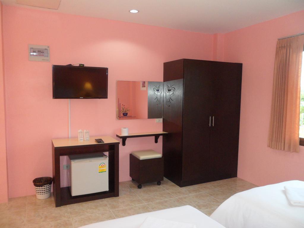 Pranee Mansion Airport Apartman Banbohan Szoba fotó