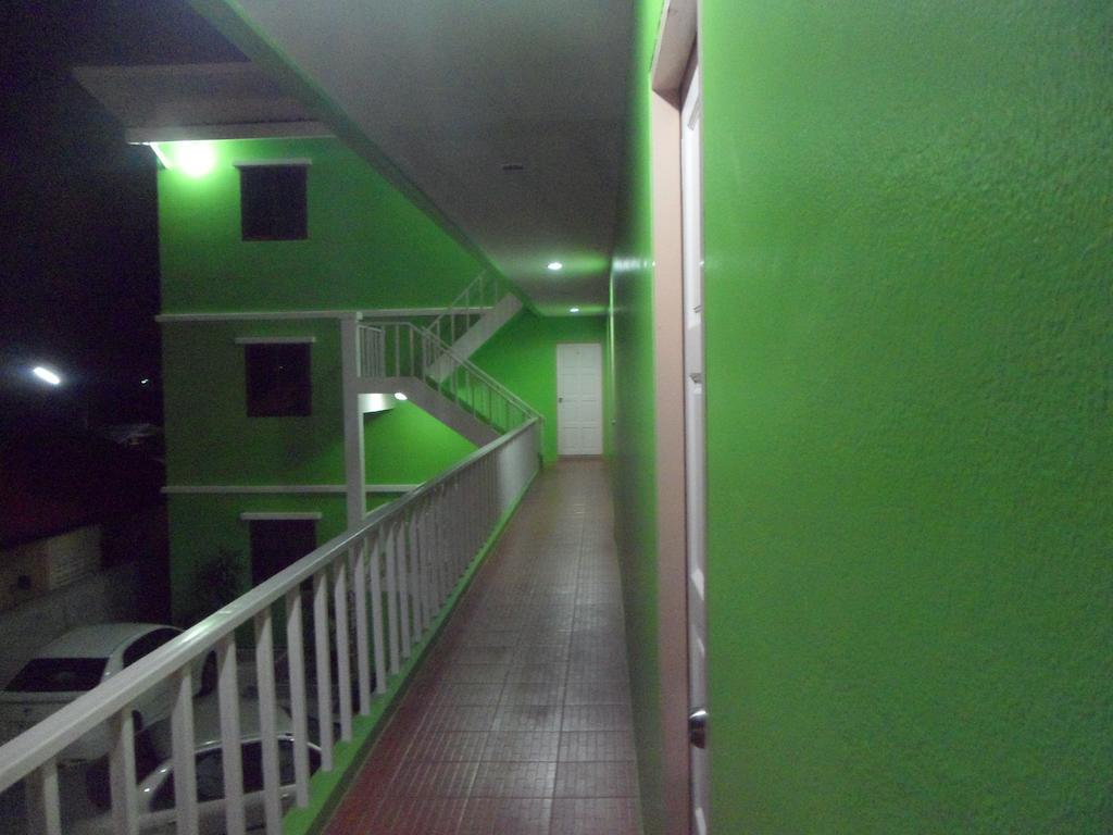 Pranee Mansion Airport Apartman Banbohan Kültér fotó