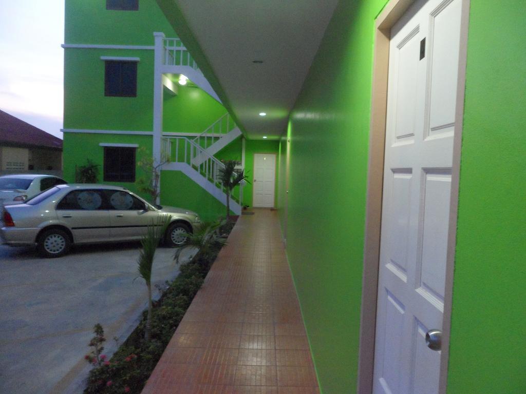 Pranee Mansion Airport Apartman Banbohan Kültér fotó