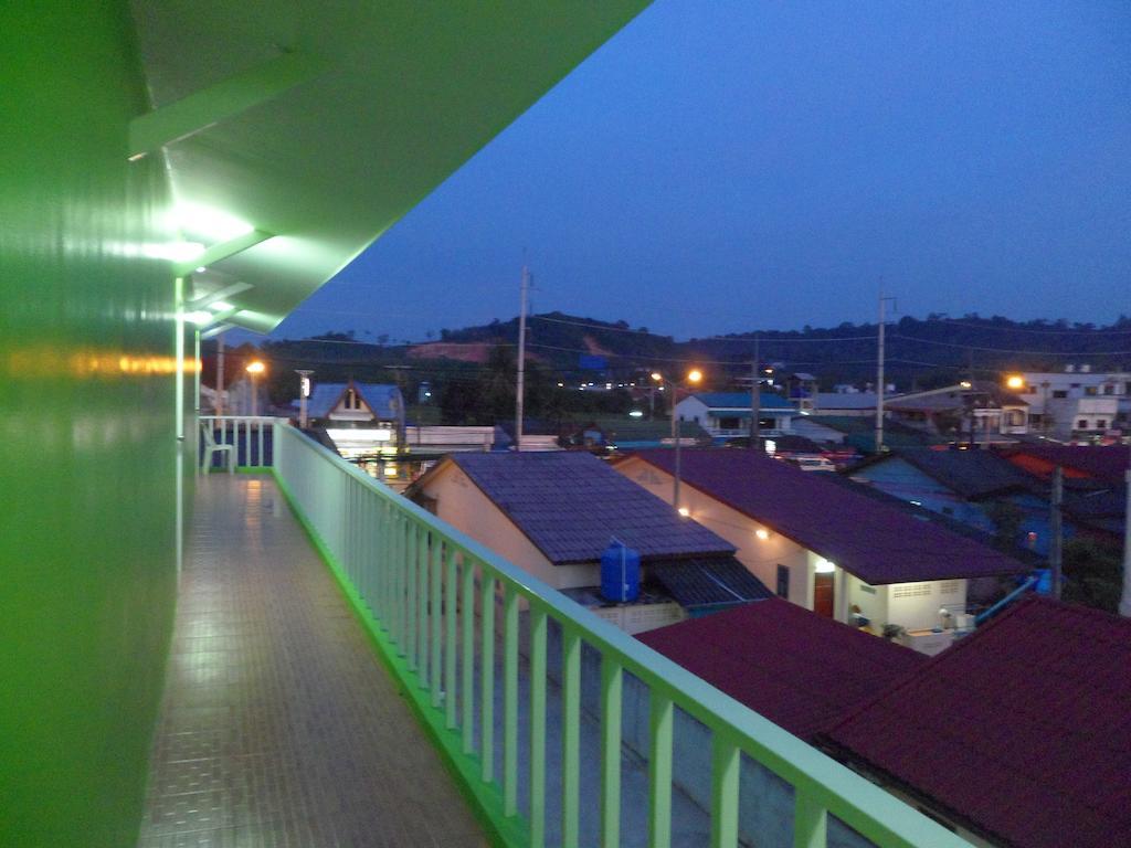 Pranee Mansion Airport Apartman Banbohan Kültér fotó